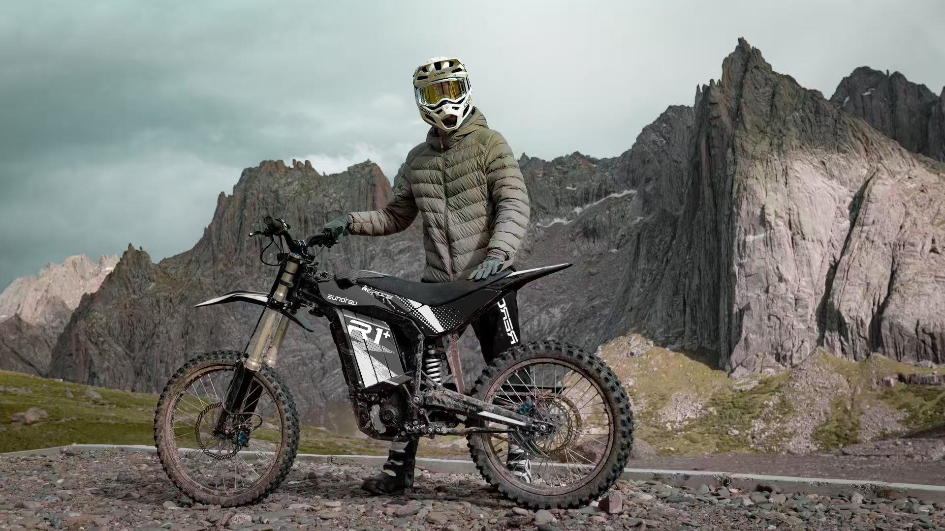 R1_mountainer_outdoor_sports